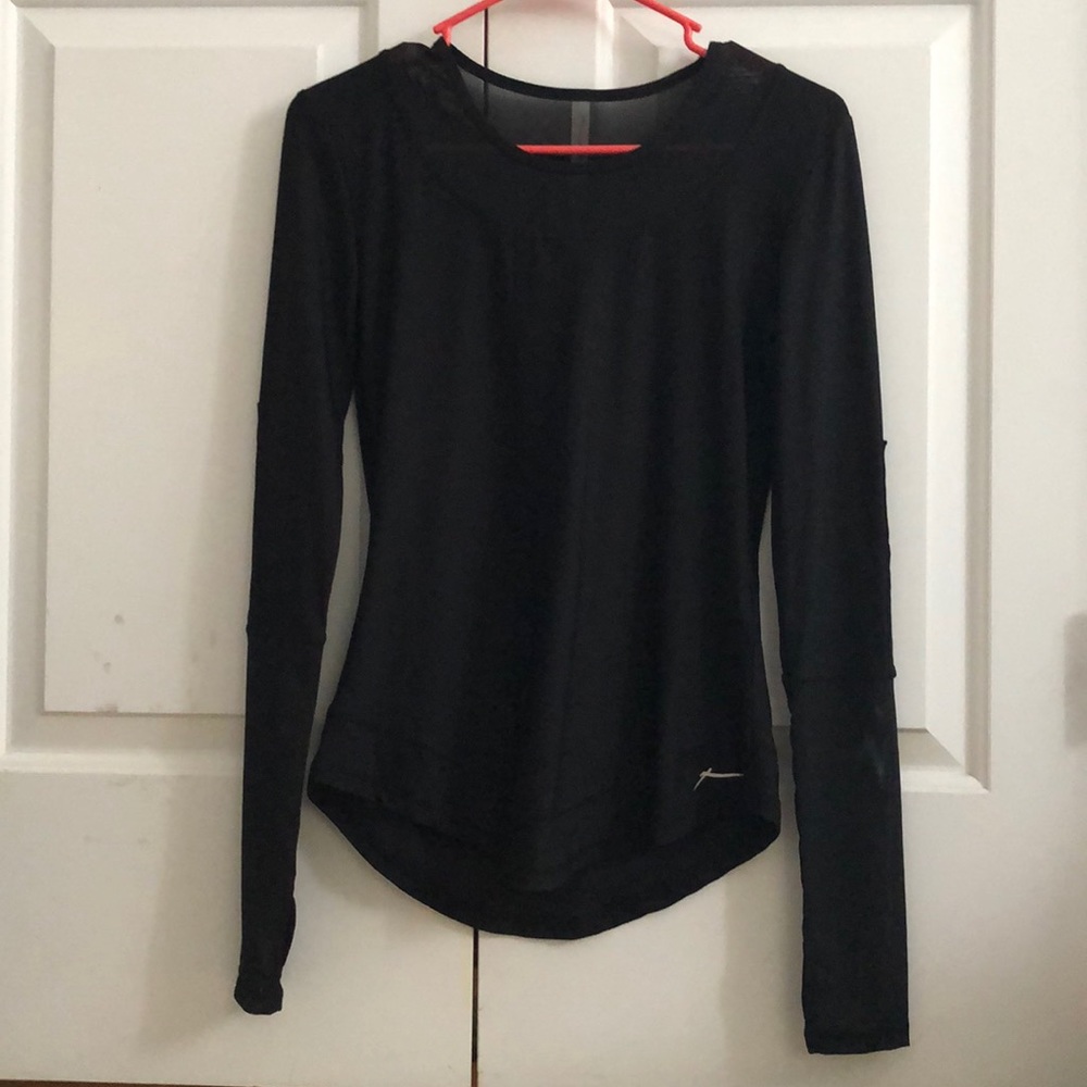 Black long sleeve mesh detail workout top